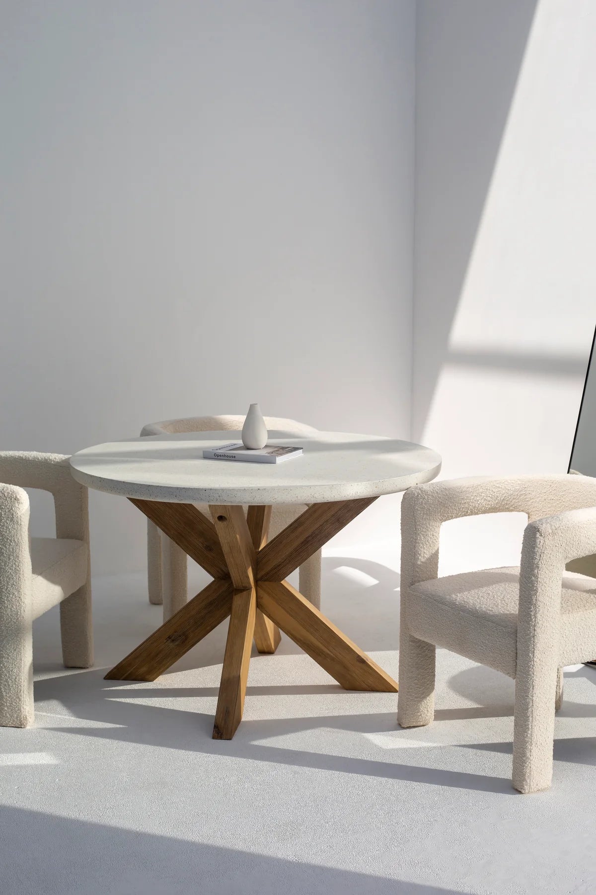 Rabit White Beton Yemek Masası